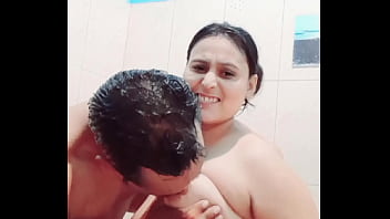 Nafsu Di Kamar Mandi Desi