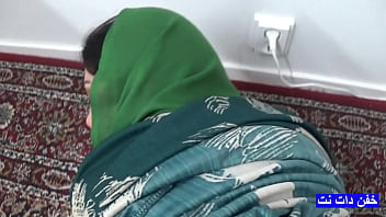 Film Panas Iran, Penetrasi Dalam Memek Wanita Bergairah Dengan Pantat Montok