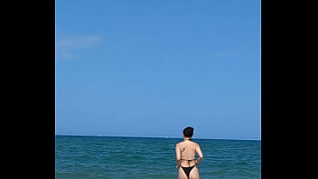 Menggoda Pacar Asia Di Tenda Pantai Umum, Sampai Aku Memuaskannya Dalam-dalam!