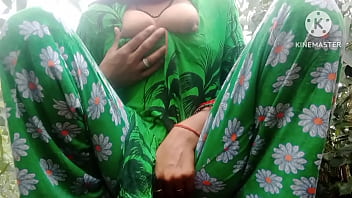 Desi Bhabhi Panas Di Hutan India, Basah Kuyup Sampai Puas