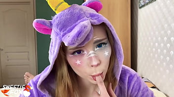 Judul: Unicorn Dengan Pantat Besar Ngentot Dan Blowjob Keras – Pov Cosplay