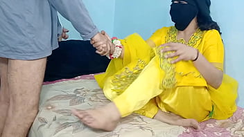 Desi Bhabhi Berdress Kuning, Aduhai! Nungging Dan Cowgirl, Dientot Mentah-mentah Sampai Meraung-raung Nikmat