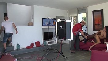Dibalik Layar Pembuatan Film Porno Yang Menggoda