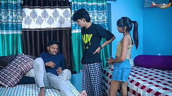 Gadis Desi Perawan Digilir Dua Temannya Saat Sendirian Di Rumah Full Movie (audio Hindi)