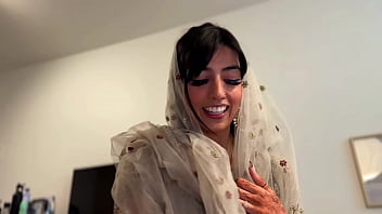 Aku Bikin Tiktok Bareng Influencer Muslim Sebelum Lebaran, Terus Aku Ngentot Dia Pas Suaminya Lagi Pergi