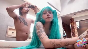 Cosplay Seksi Zne – Hatsune Miku Dengan Bokong Montok Oleh Amberzinha & Qrozne [versi Gratis]
