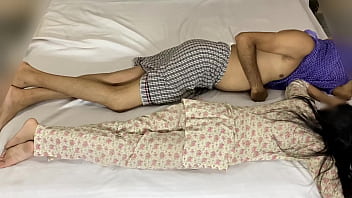 Mertua Dan Aku Tidur Bareng Di Ranjang Yang Sama, Bercinta Sepanjang Malam