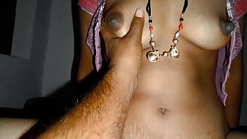 Pasangan Seksi Desi Bercinta Di Rumah