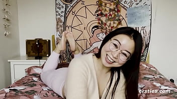Gadis Cina Imut Ini Senang Banget Bikin Video Masturbasi Untuk Kami