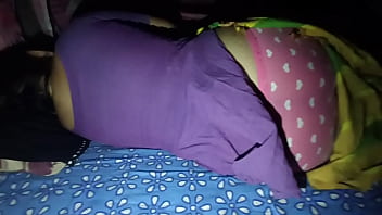 Paha Montok Istri Rumah Tangga Manis Yang Sedang Tidur Lelap