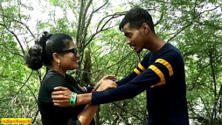 Bhabhi Seksi India Bercinta Kasar Di Luar Ruangan!