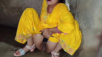 Desi Bhabhi Ki Mast Chudai Ki Gandi Baatein, Hindi Audio Mein
