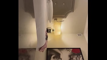 Malam Pertama Yang Menggoda