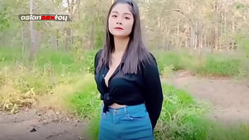 Rembesan Sperma Deras Keluar Dari Memek Gadis Asia Dan Menetes Ke Lantai