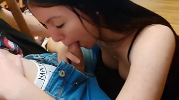 Kakak Tiriku Memutuskan Untuk Bercinta Kasar Dengan Adik Tirinya Saat Orang Tua Pergi