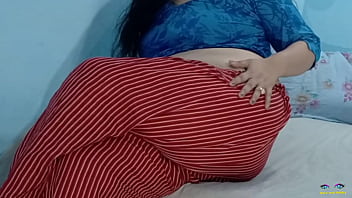 Di Tengah Gemuruh Erangan Dan Rintihan, Istri Nakal Netu Menginginkan Perlakuan Anal Kasar Untuk Pantat Besarnya Dengan Erotan Keras Dalam Bahasa Hindi
