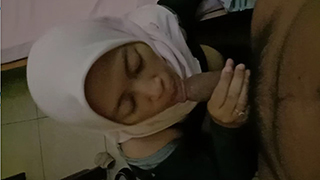 Skandal Hijab: Pacarku Dan Aku Berbagi Kenikmatan Intim